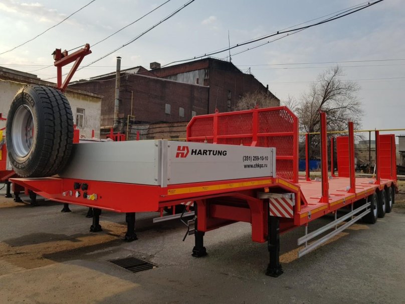 Полуприцеп-тяжеловоз Hartung-943000