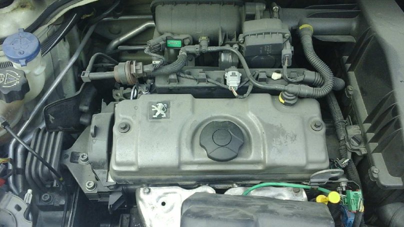 Двигатель Пежо 207 1.4