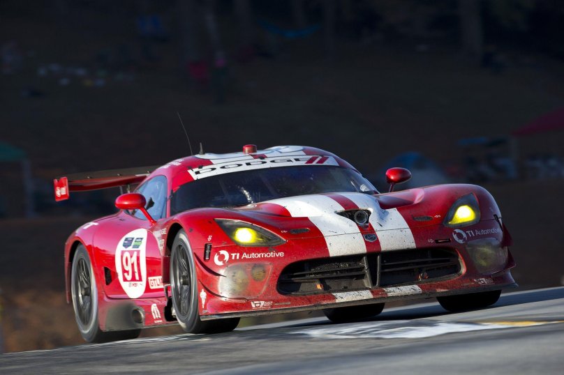 Dodge Viper srt GTS-R