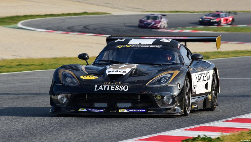 Девушка Додж Вайпер.gt.2017.