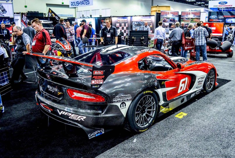 Dodge Viper Racing