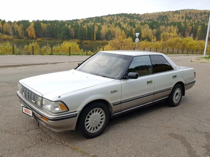 Toyota Crown VIII (s130)