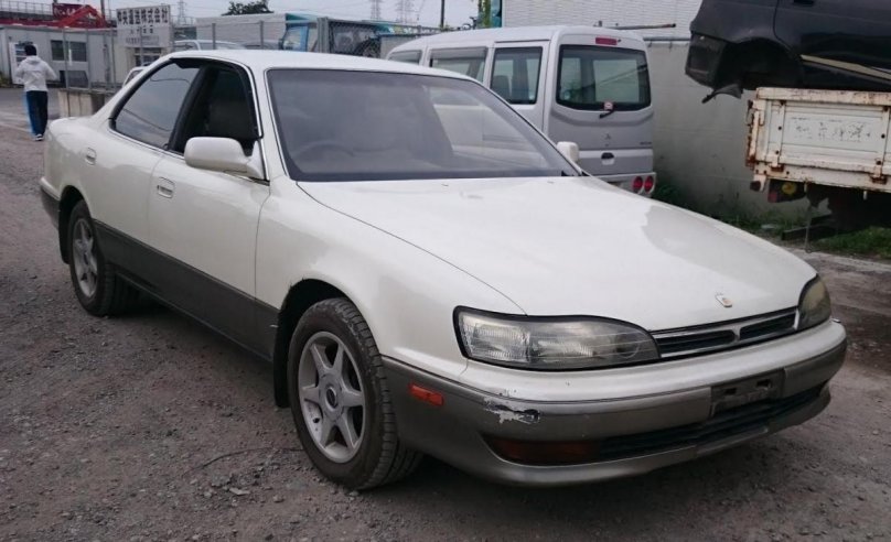 Toyota Camry prominent. 1996