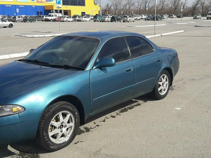 Toyota Sprinter Marino 1992