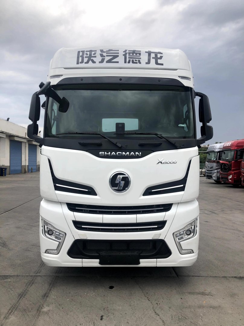 Shacman x6000 тягач