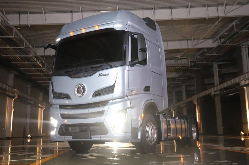 Шахман х6000 тягач