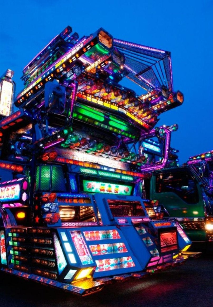 Грузовики decotora Япония