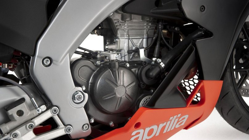 Aprilia rs4 50