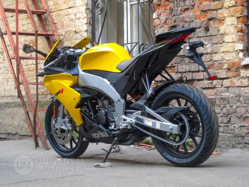 Мотоцикл Априлия 125