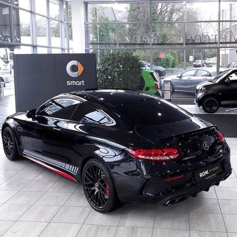 Мерседес Бенц АМГ 63