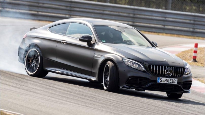 Mercedes c63 AMG Coupe 2021
