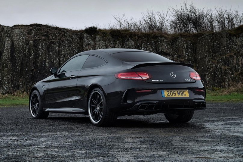 Мерседес Бенц c63s AMG