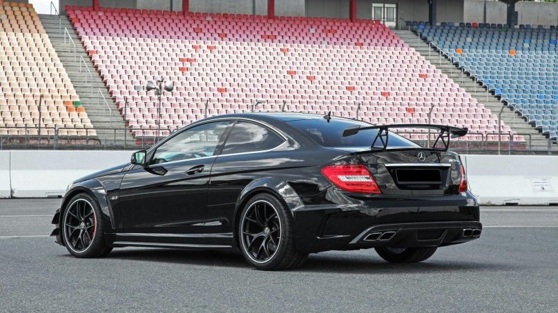 Mercedes Benz c63 AMG w204