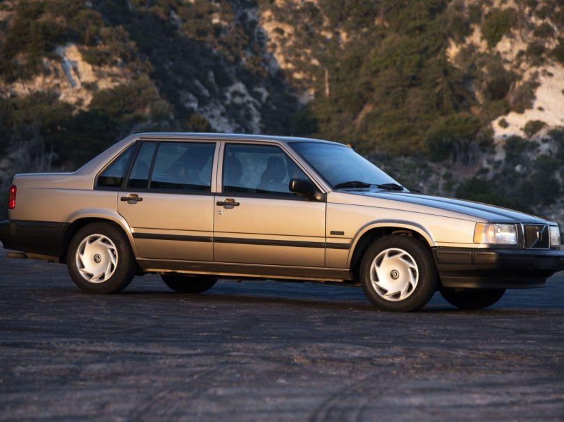 Вольво 900