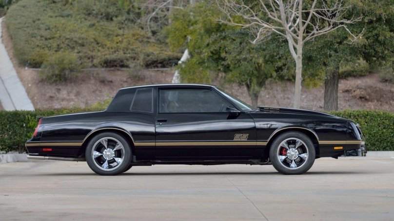 Chevrolet Monte Carlo 1989