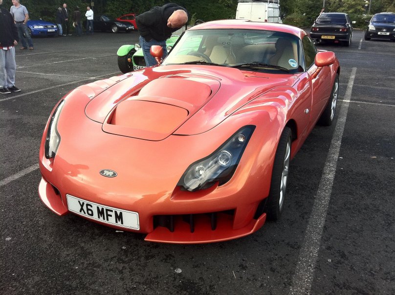 TVR Sagaris фото