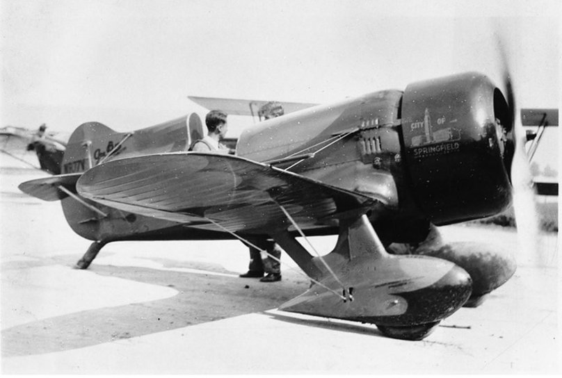 Гоночный самолёт