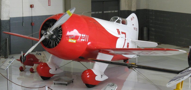 Gee Bee r2