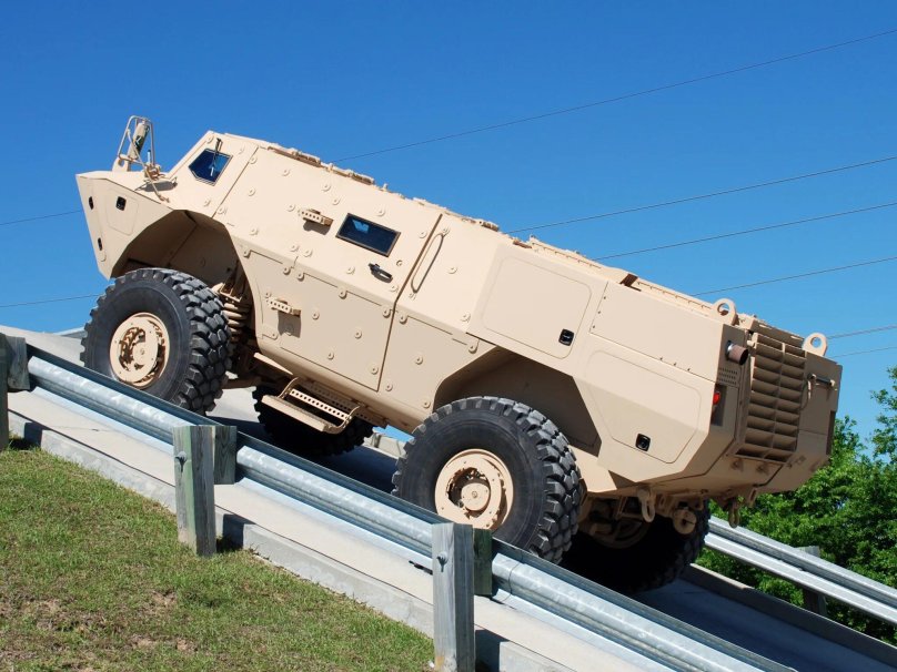 Textron TAPV 4x4