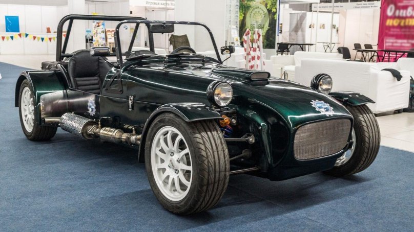 Лотус 7 реплика