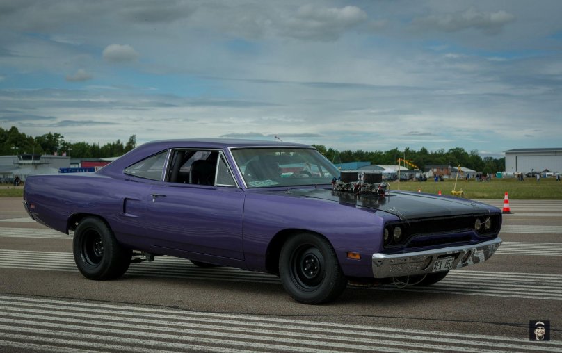 Плимут роад раннер GTX 1970