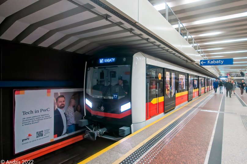 Варшавское метро вагоны