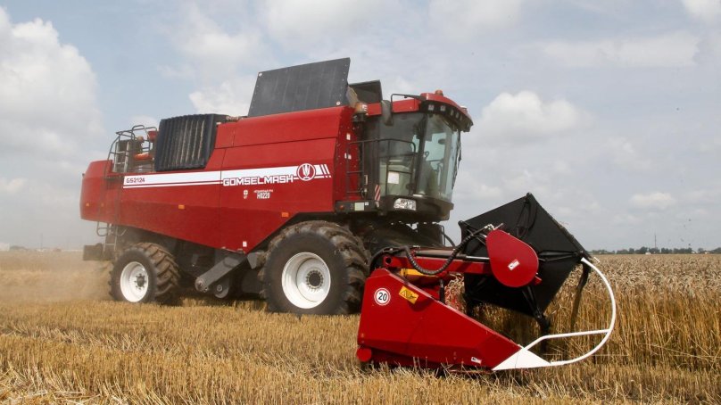 Зерноуборочный комбайн gs2124