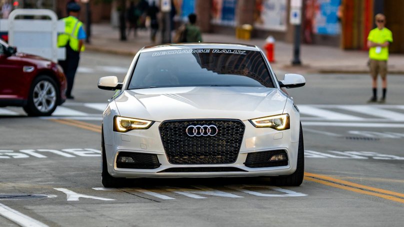 Audi 2021 White Front