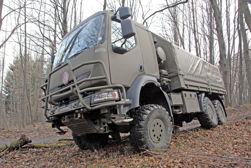 Tatra t810 6x6