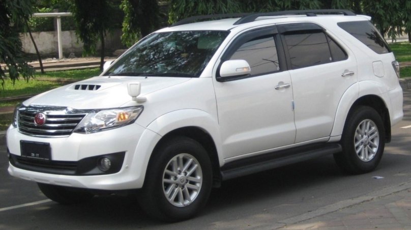 Фортунер 2011