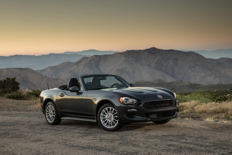 Кабриолет Fiat 124 Spider