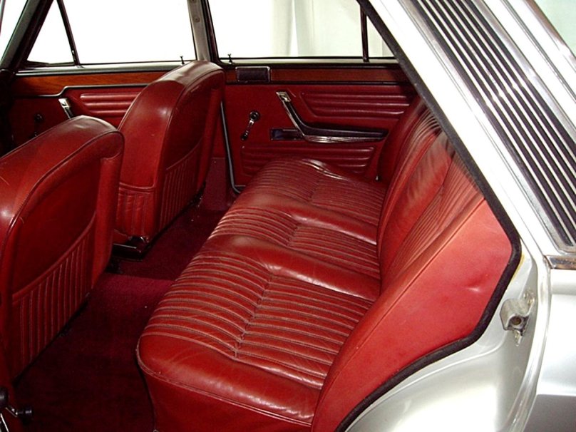 Фиат 130 салон