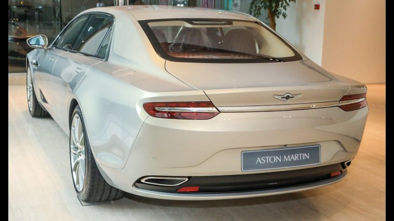 Aston Martin Lagonda 2022