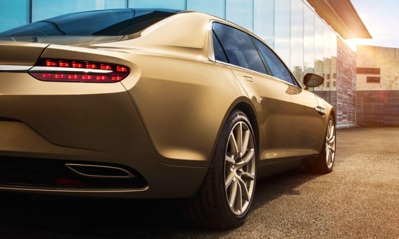 Астон Мартин Лагонда 2015