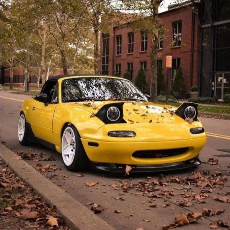 Mazda Miata 1993 Yellow