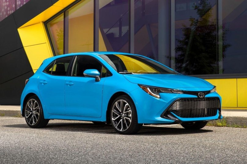 Toyota Corolla 2020 хэтчбек