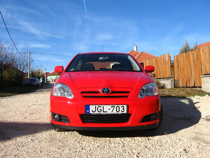 Toyota Corolla e120 хэтчбек