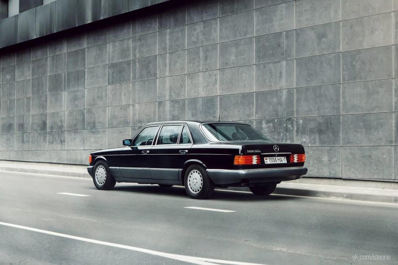 Mercedes Benz w126 560