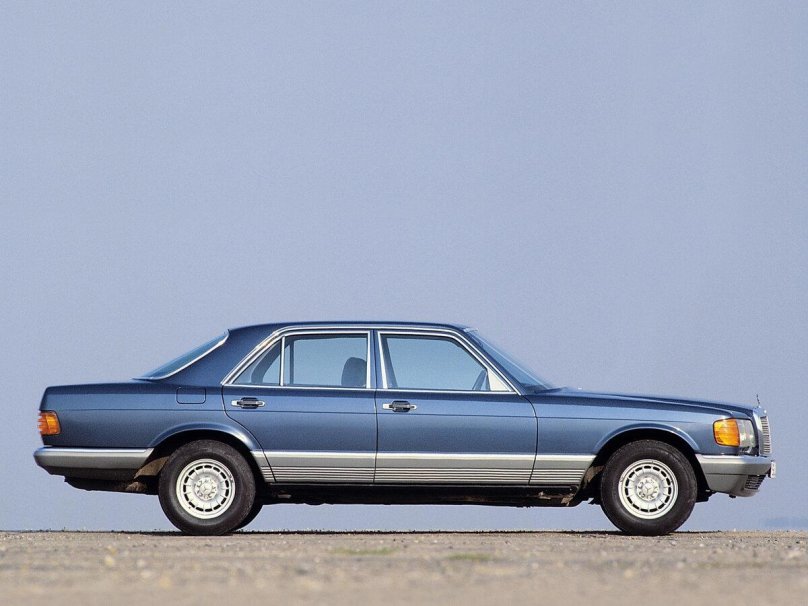 Mercedes-Benz 500 w126