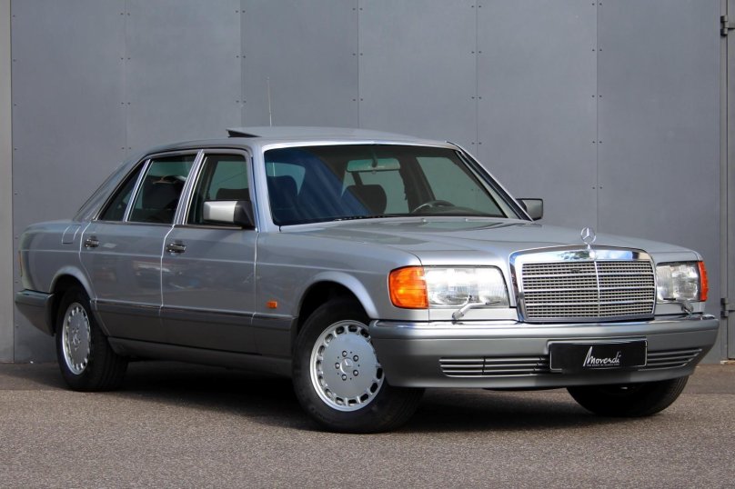 Mercedes Benz w126 560
