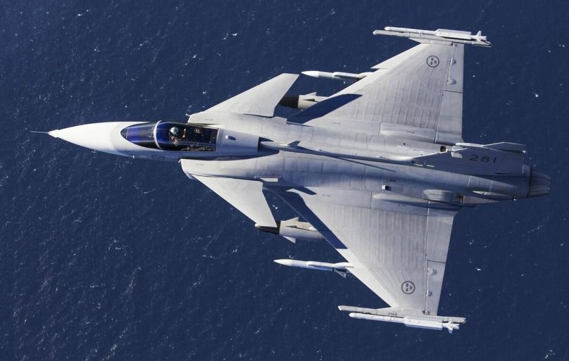 Истребитель Jas 39 Gripen