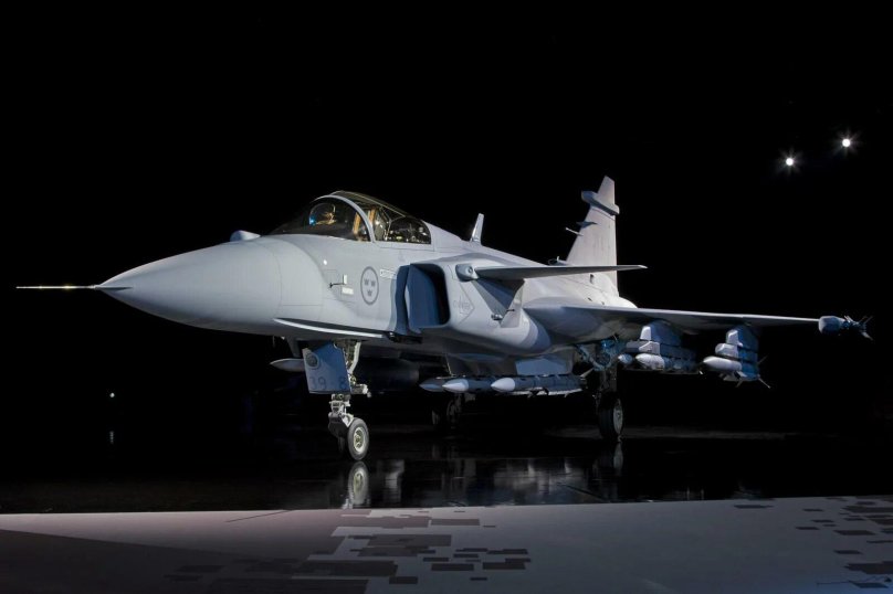 Шведский истребитель Gripen