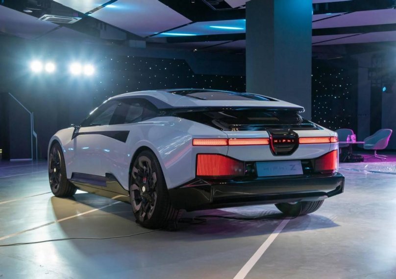 Электромобиль hiphi