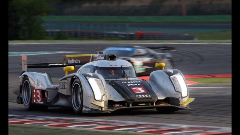 Audi Sport r18