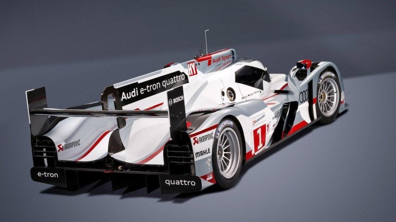 Audi r18 e-tron 1