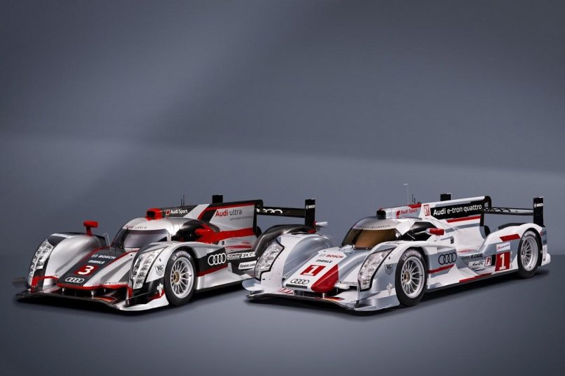 Ауди р18 е трон Кваттро