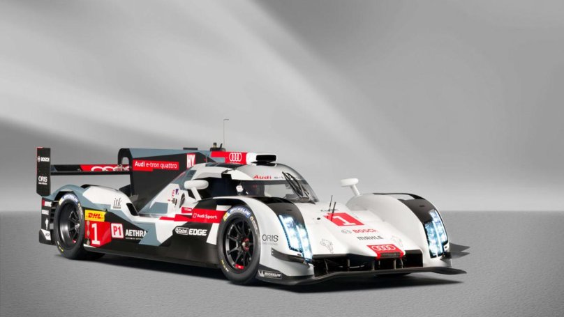 Ауди р18 е трон Кваттро