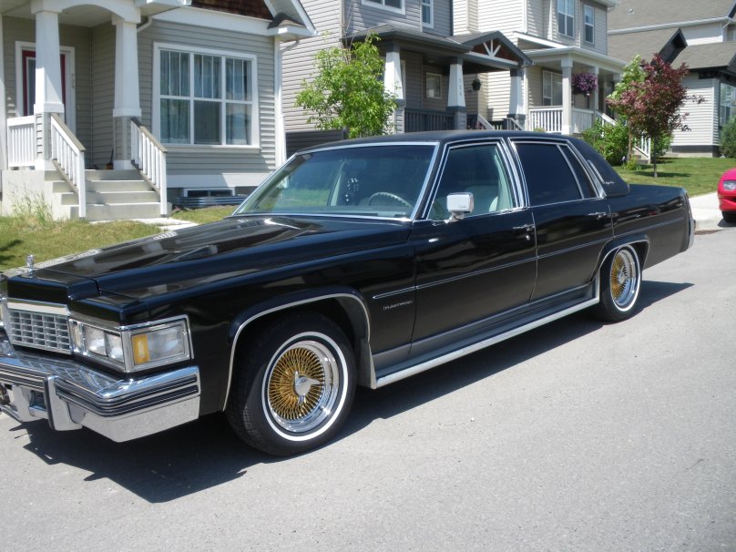 Cadillac Fleetwood Brougham 1977