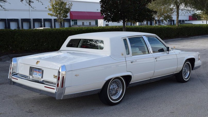 Cadillac Fleetwood Brougham 1992