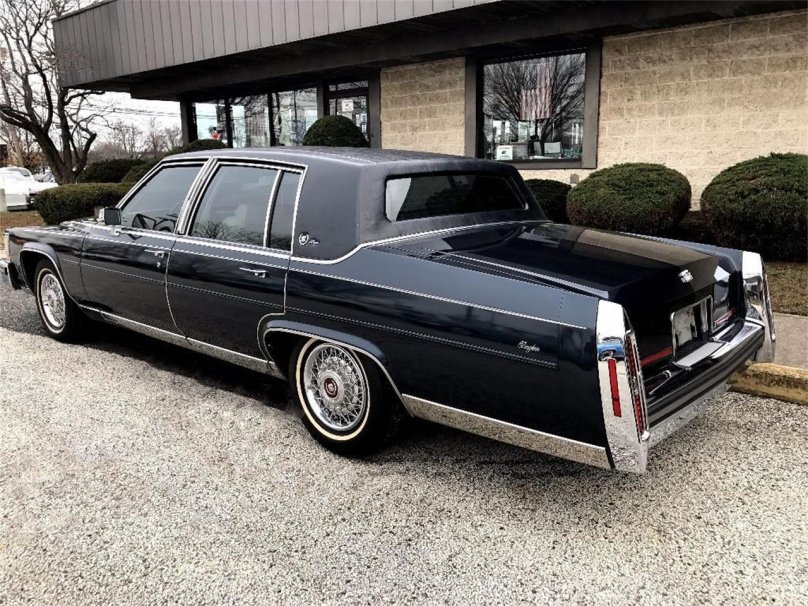 Cadillac Fleetwood 1987
